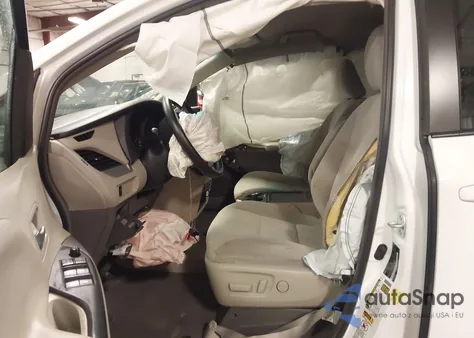 2015 Toyota Sienna Le from USA, damaged, VIN 5TDKK3DC9FS616844